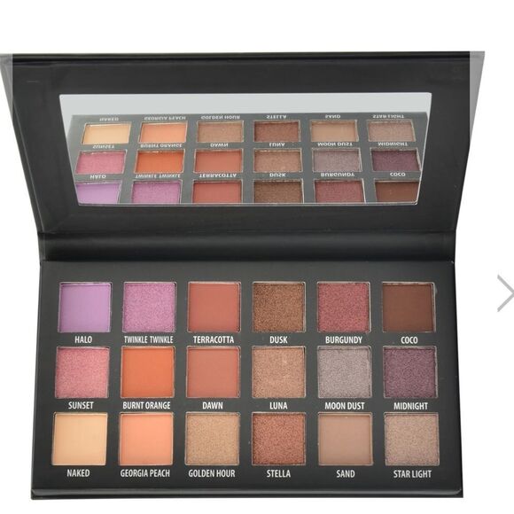 KAB Cosmetics Day & Night Eye Shadow Palette highly pigmented pretty shades - Picture 2 of 4